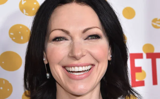 laura-prepon-teeth-in-2025