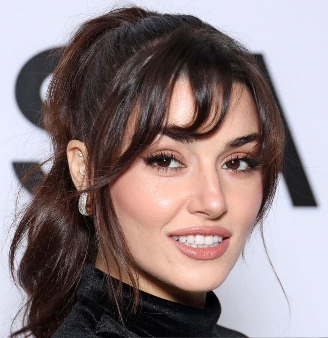 hande ercel teeth in 2025