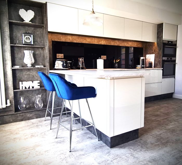 Mono tone kitchen