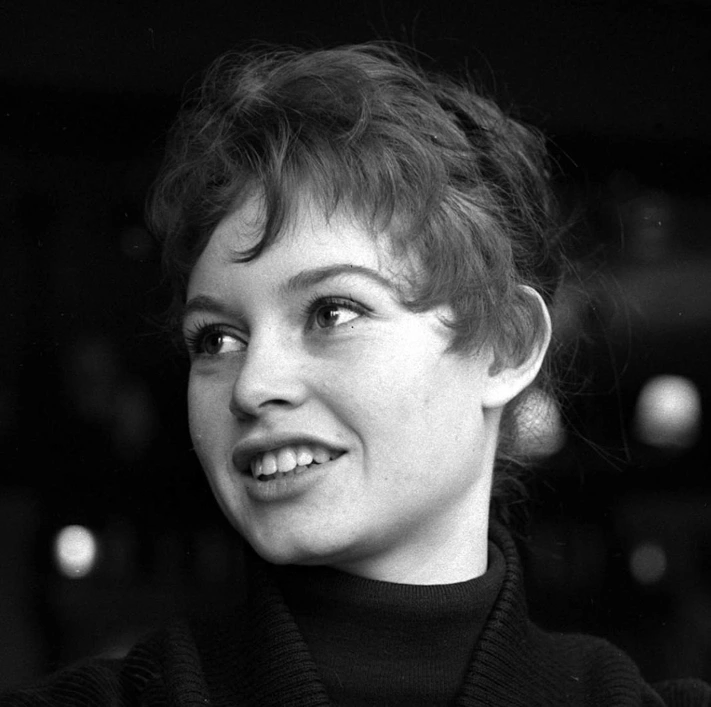 brigitte bardot hambad 1955