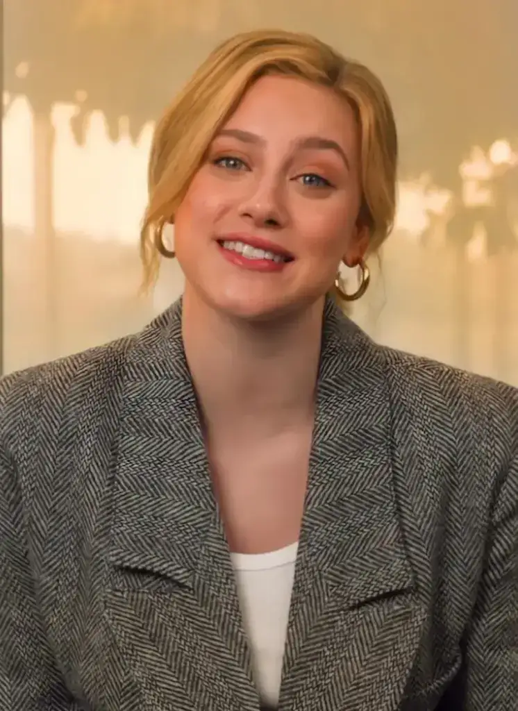 lili reinhart tenner 2025