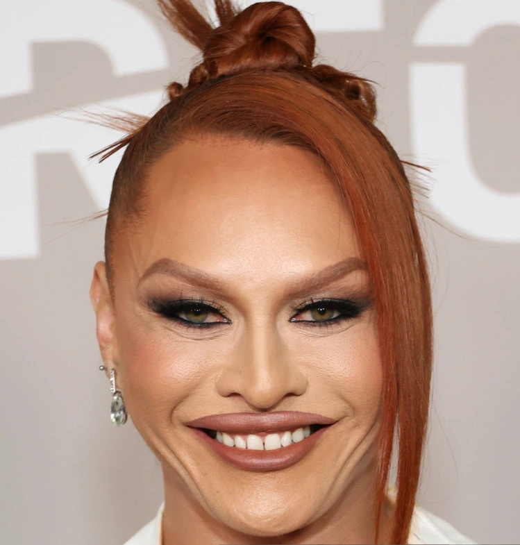 sasha colby teeth in 2023