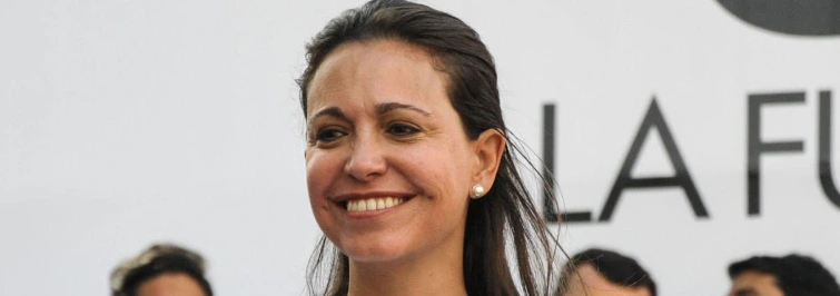 dents de Maria Corina Machado en 2015