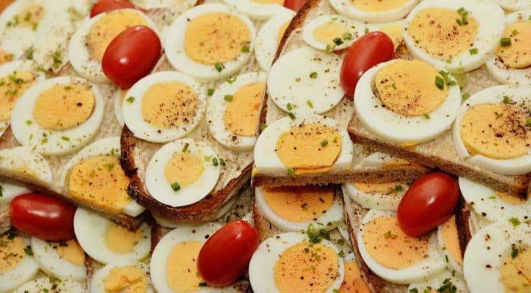 Eggs on toast.