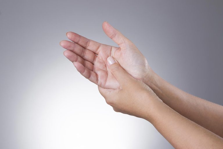 thumb joint distraction as a solution for arthritis of the hand