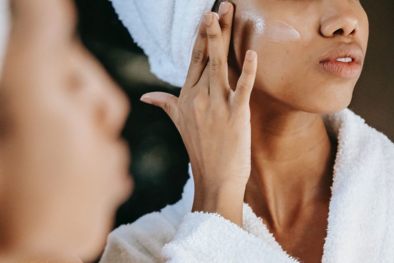 Comment prendre soin de sa peau après l’été ?