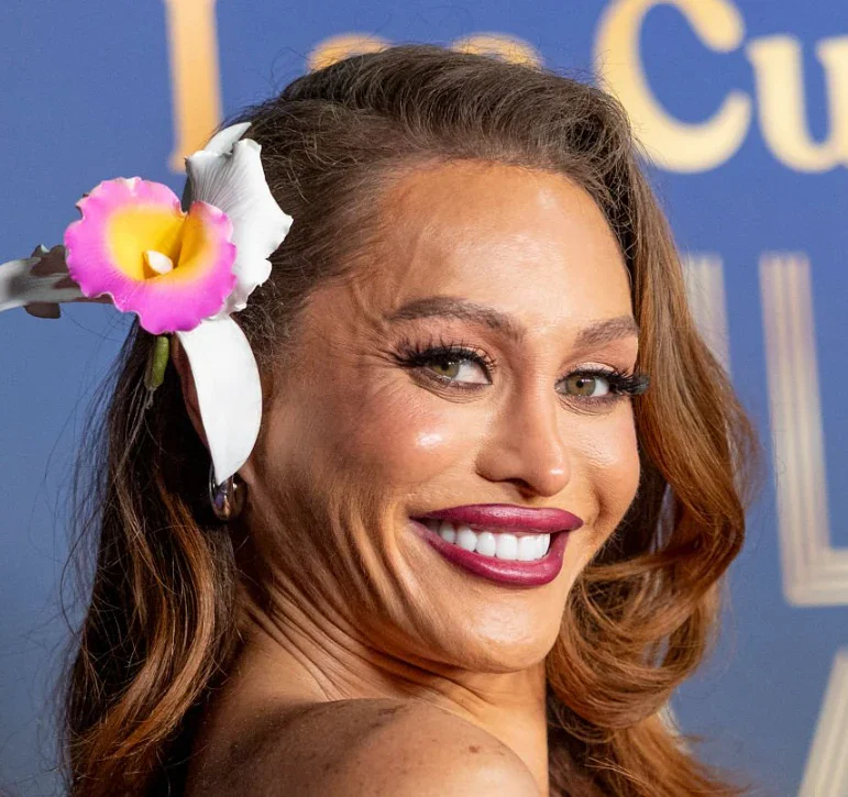 sasha colby teeth in 2025