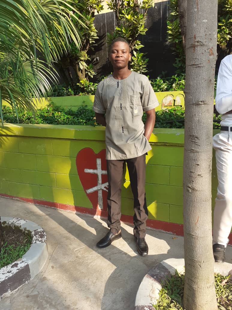 Mathias Msongazila, seminarista de Tanzania. 