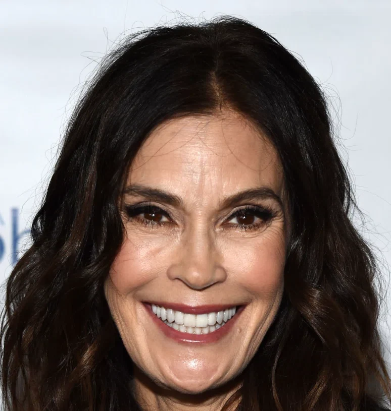 teri hatcher teeth in 2020