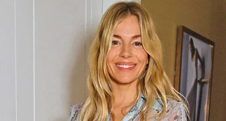 sienna miller tenner i 2025
