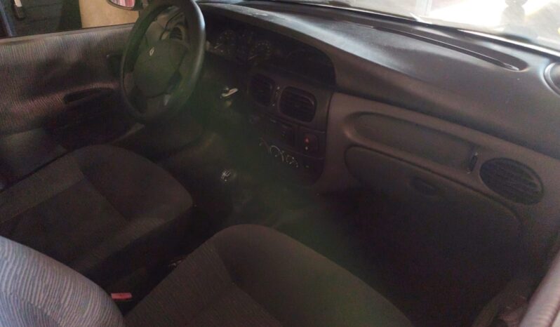 RENAULT MEGANE CLASSIC1.6i 16V lleno