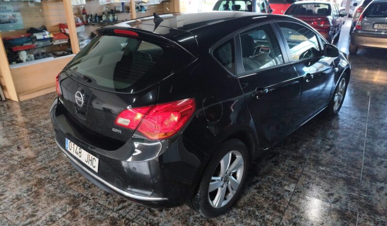 OPEL ASTRA 2.0 CDTI 165CV lleno
