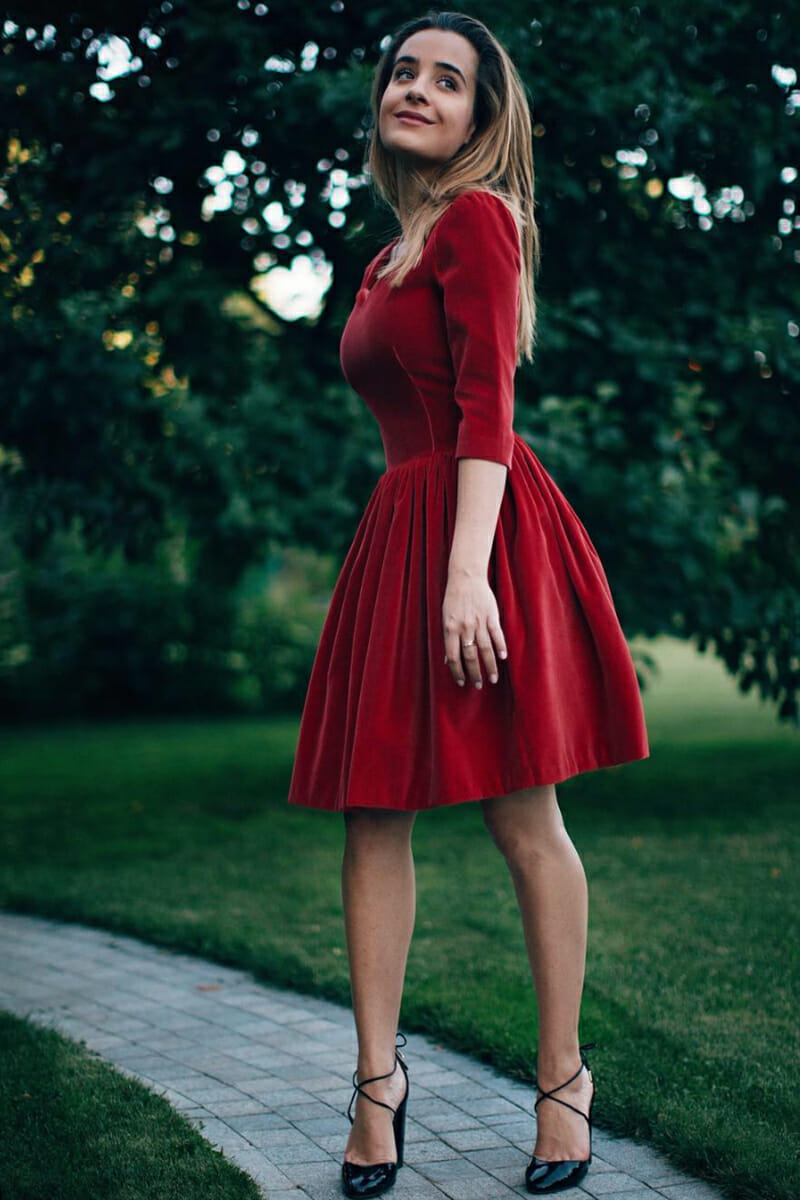 Designer velvet red mini dress lend party outfit
