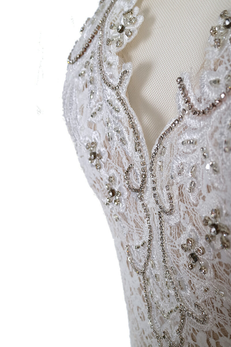 Dream wedding dress rental with fitting at home incl. adjustments