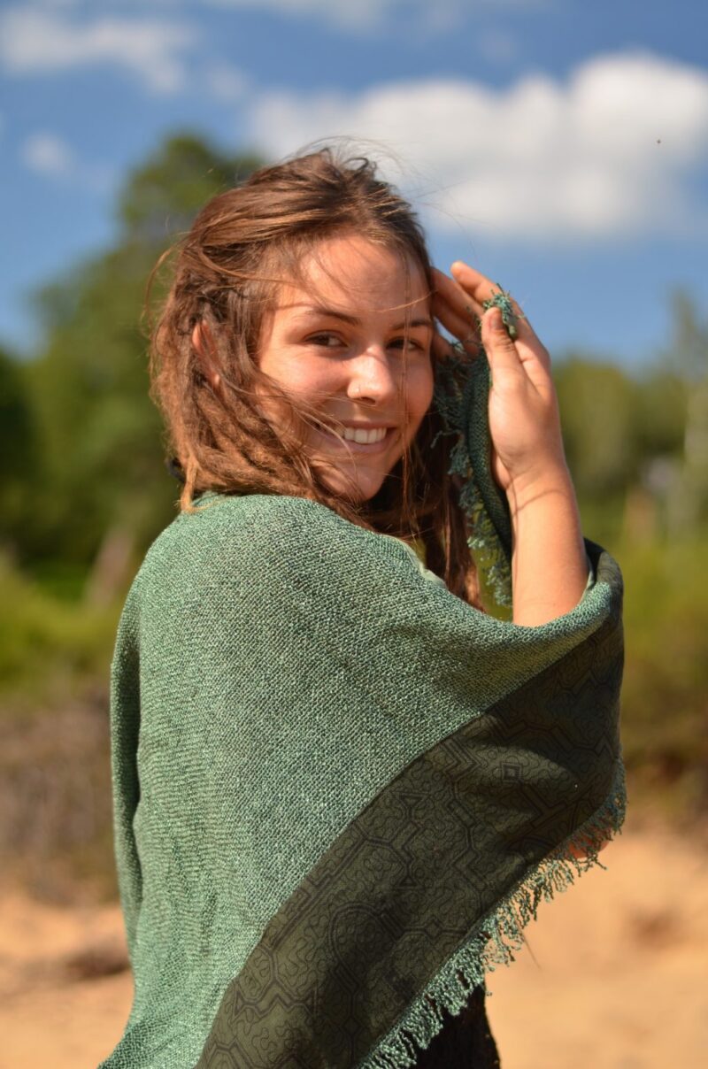 chrochet-tuch-hippie-goa-kleidung-festival-gruen