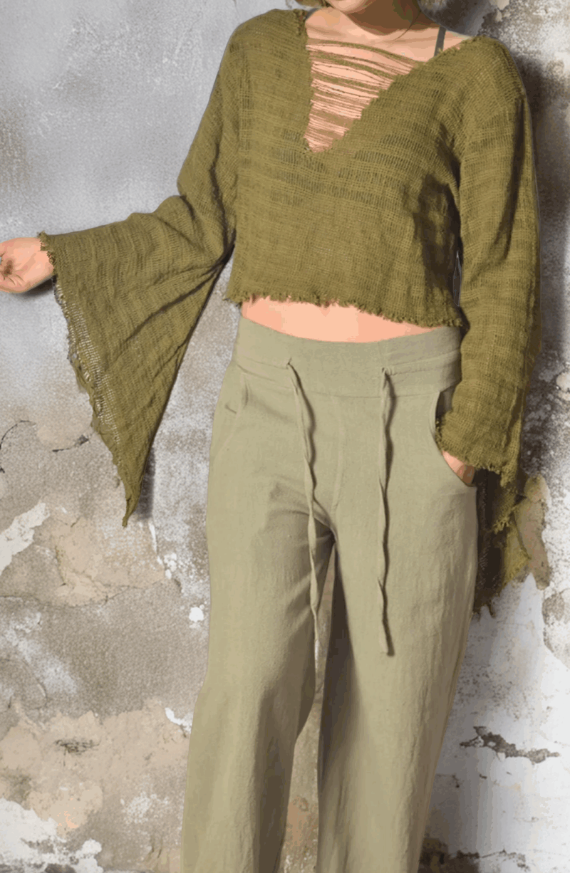 crop-top-hippie-look-gruen