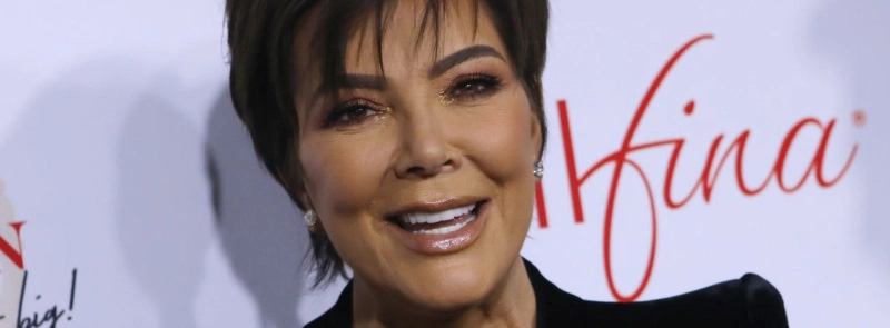 kris-jenner-teeth-in-2020