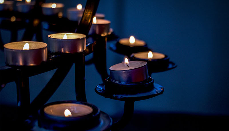 reza por los difuntos fundaci&oacute;n carf