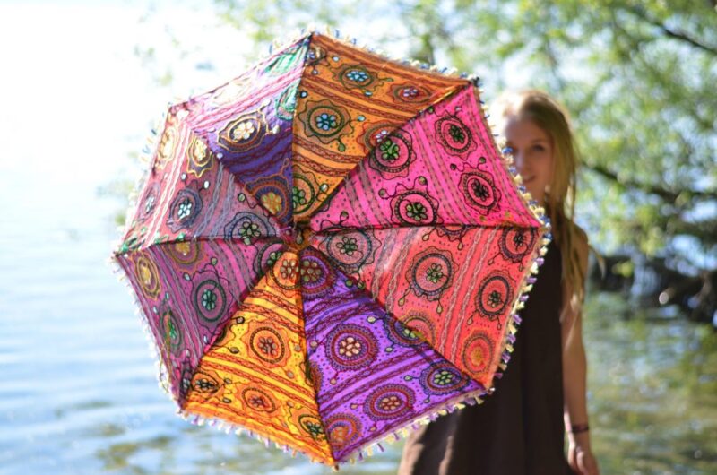 indischer-sonnen-schirm-hippie-ethno-bunt-boho