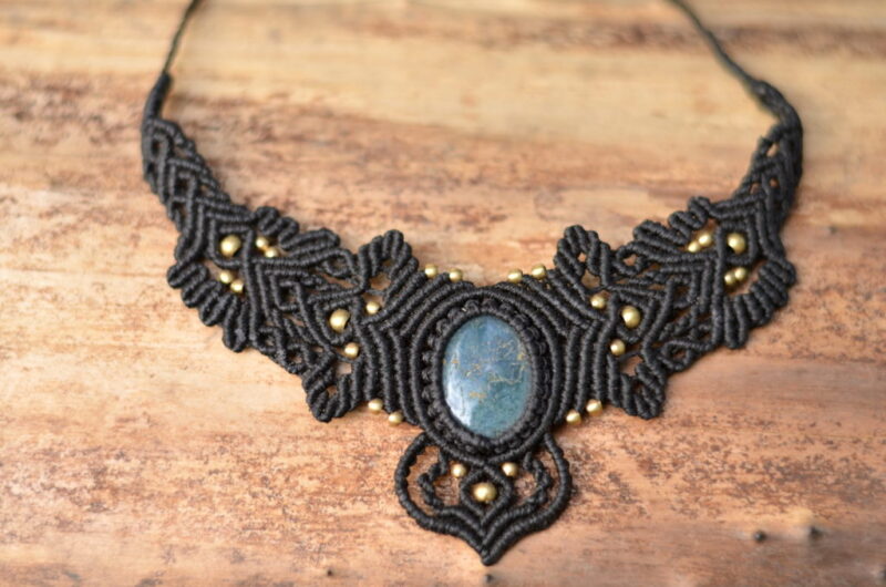 kette-makrame-schmuck-gypsy-hippie-tribal