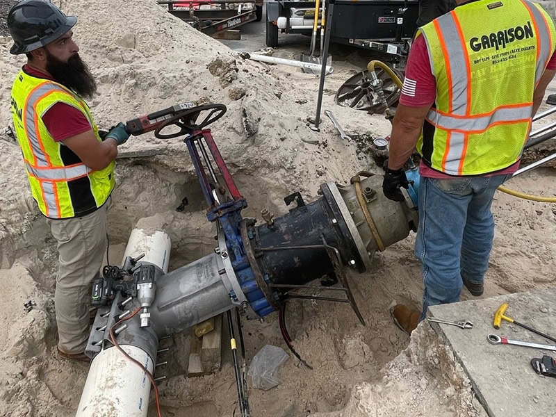 Insta-Valve 250 Isolates Leaking Pipe and Avoids Water Disruption