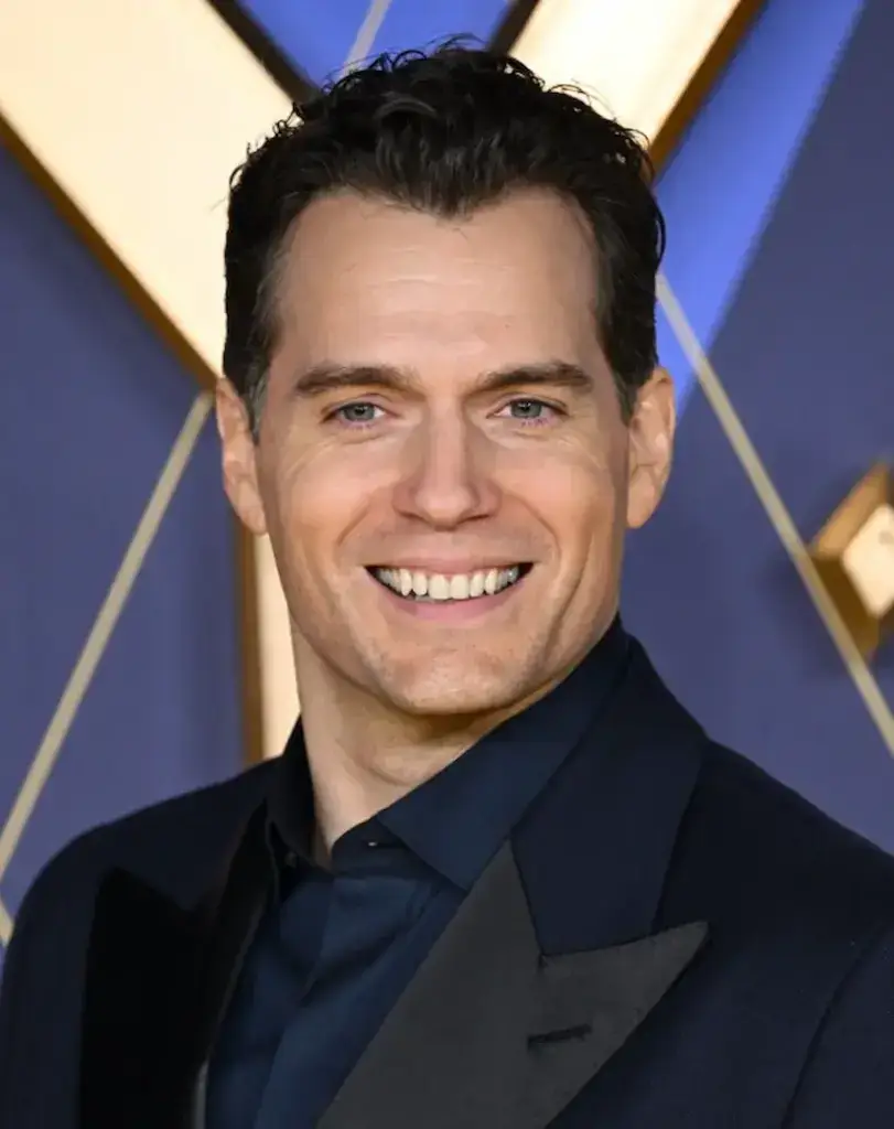 henry cavill teeth 2025s