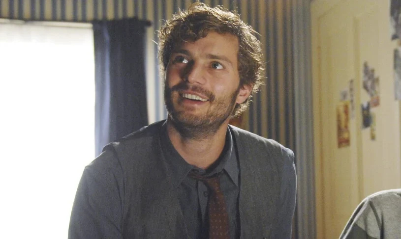 jamie-dornan-teeth-in-2010