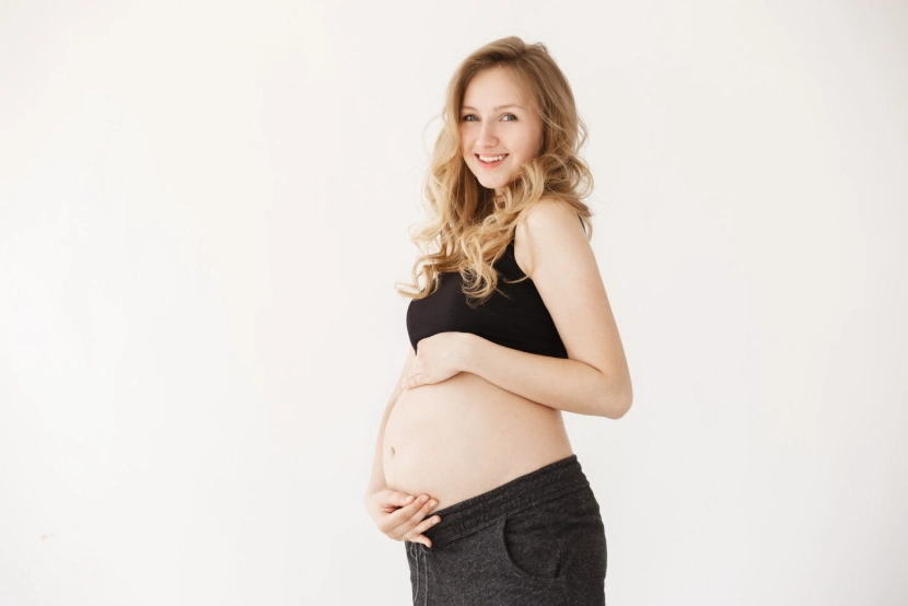 pregnancy and breast implants