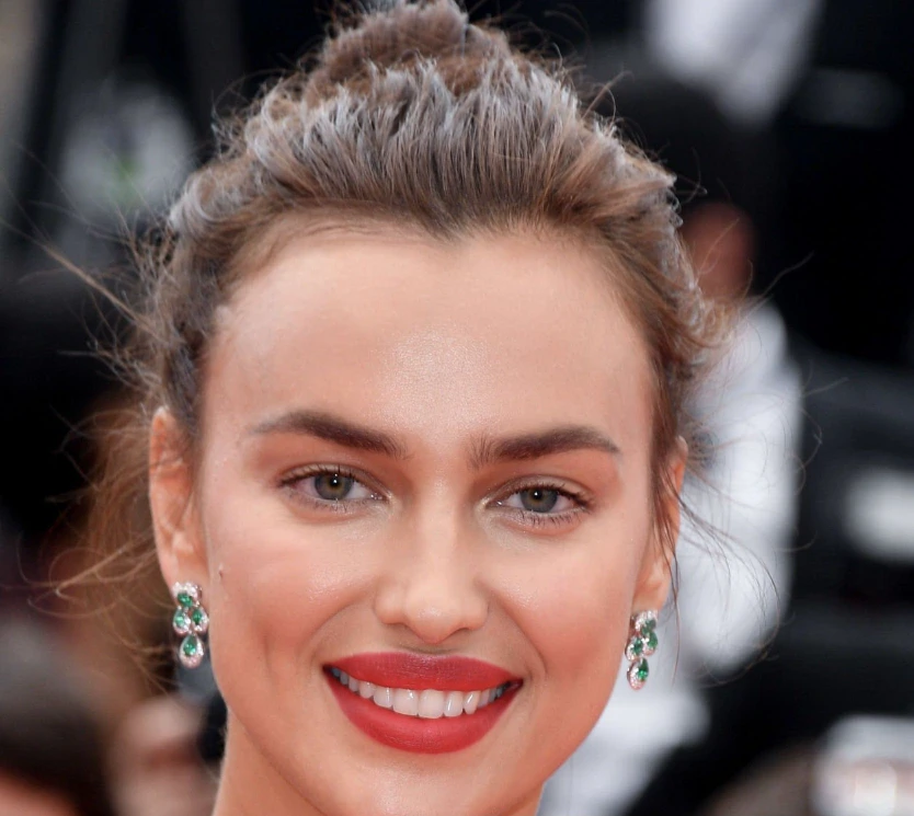 dents irina shayk en 2018