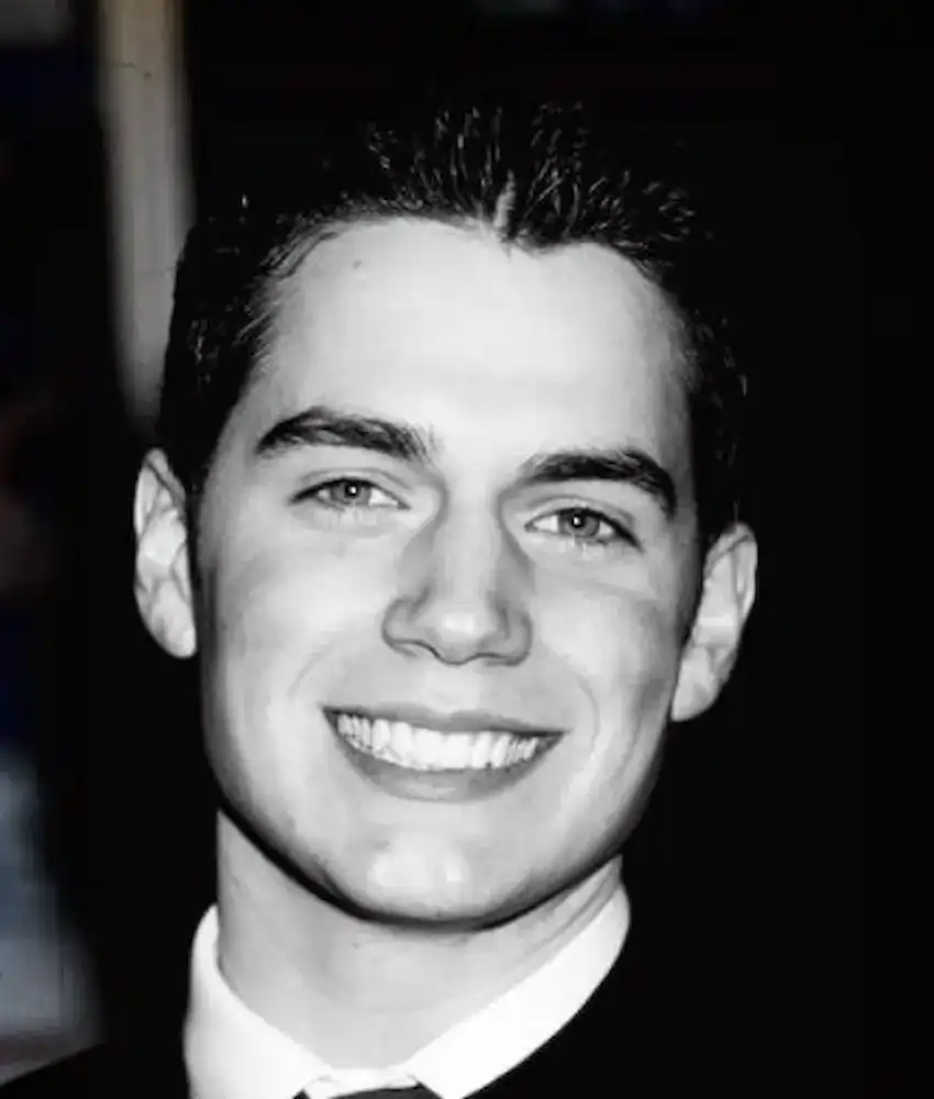 henry cavill teeth 2000s