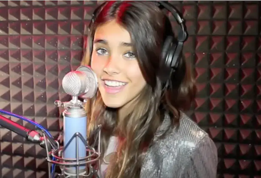 dents de madison beer 2010
