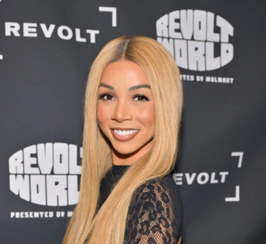 brittany renner teeth 2023