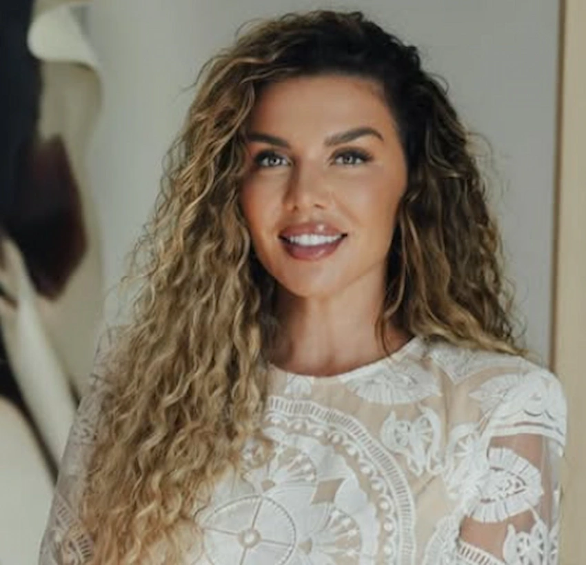anna sedokova teeth 2023
