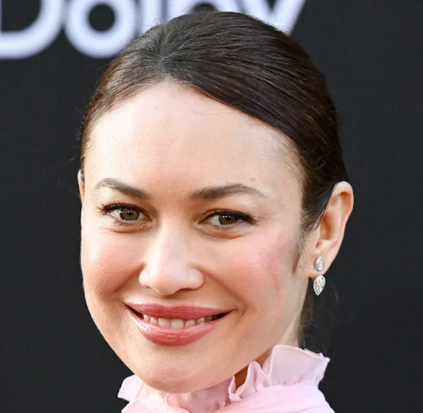 dientes de olga kurylenko 2025