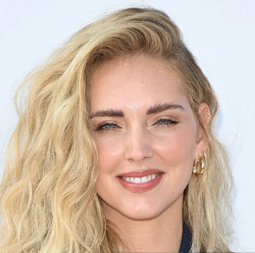 dinți chiara ferragni &icirc;n 2021