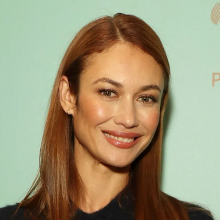 dientes de olga kurylenko 2020