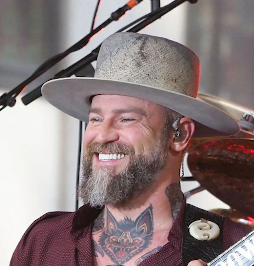zac brown dişleri 2025