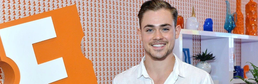 dacre-montgomery-tanden-in-2015