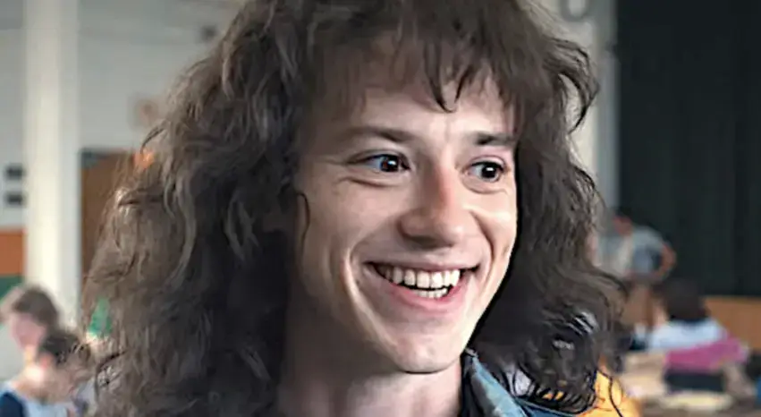 joseph quinn denti 2020