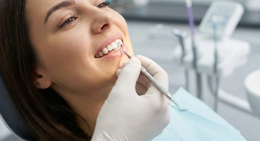 proceso indoloro de eliminación de gema dental