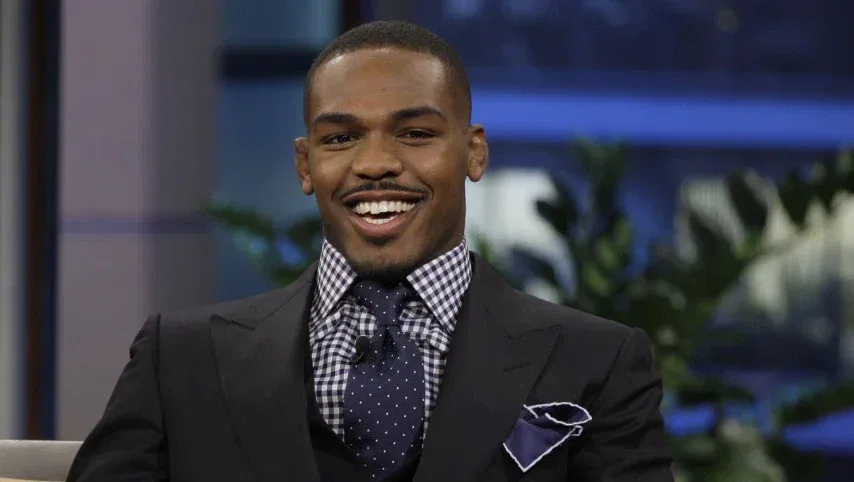 dents de jon jones en 2010