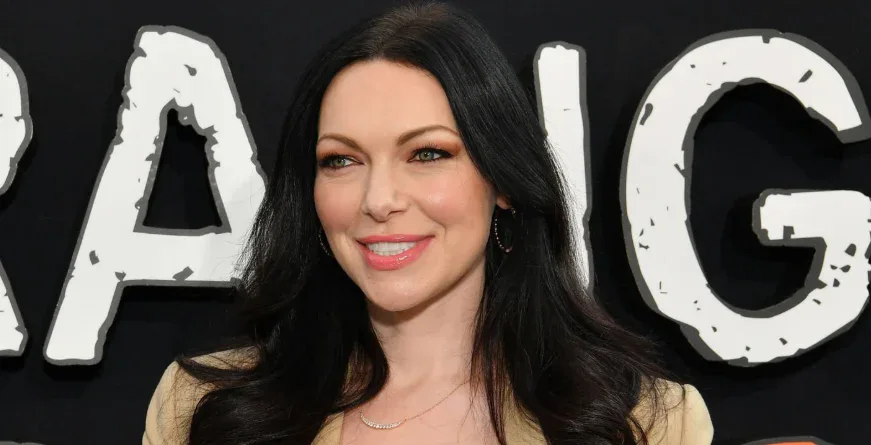 laura-prepon-hollywood-smile