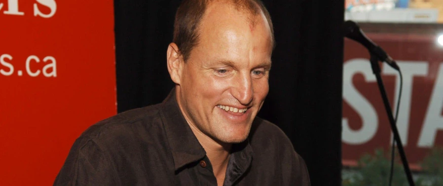 woody-harrelson-teeth-en-2005