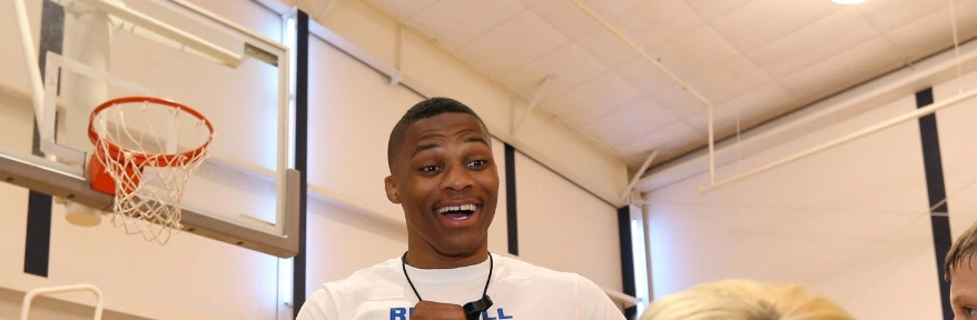 russell-westbrook-teeth-in-2012