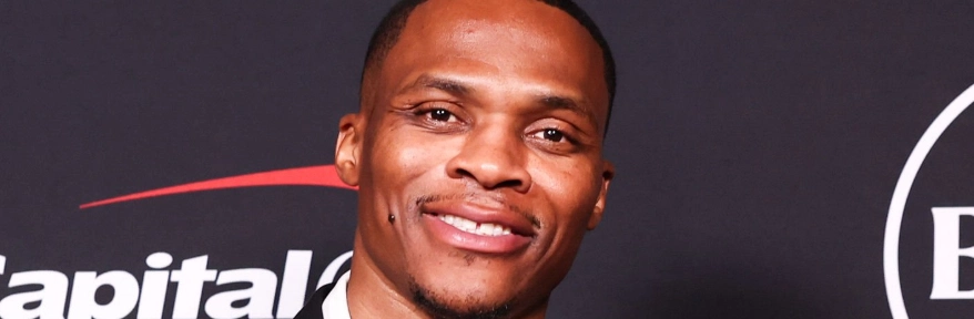 russell-westbrook-teeth-in-2025