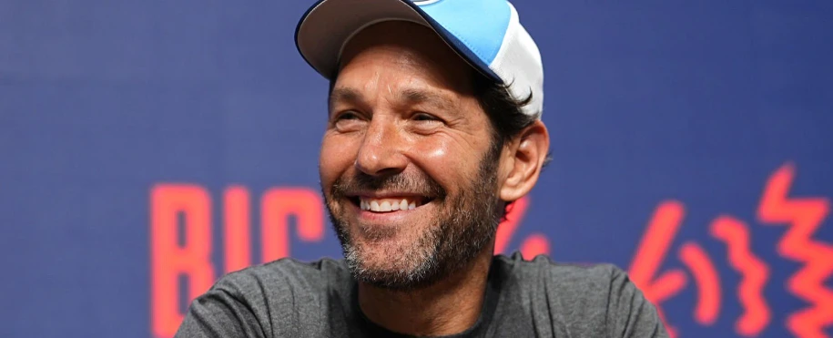 paul-rudd-teeth-in-2025