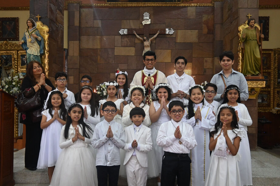 GUSTAVO ZAMUDIO, P&Aacute;RROCO EN LIMA