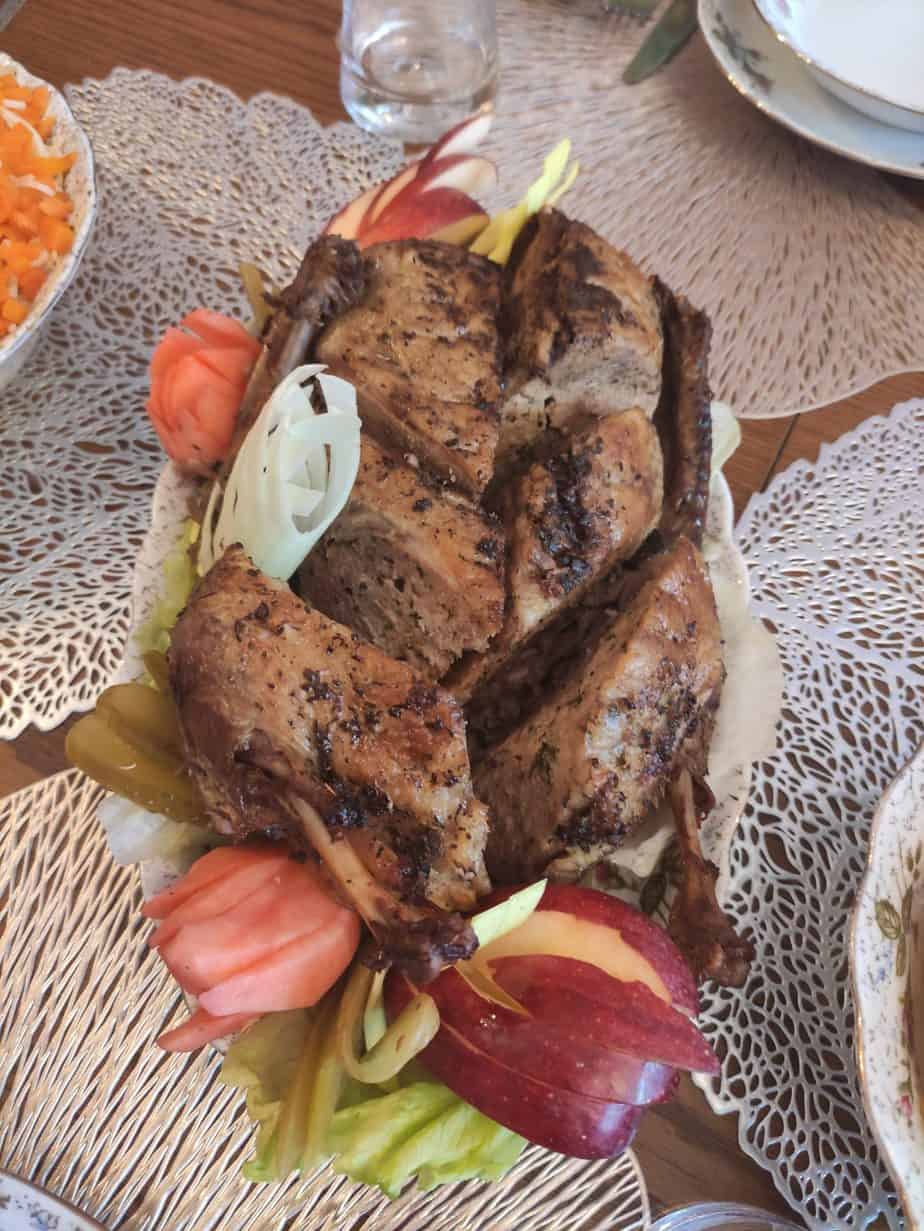 Polish roast duck with apples.