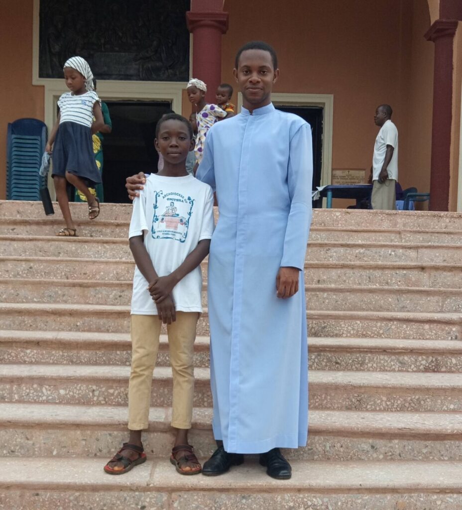 Johnpaul Oraefo vocación sacerdote carf