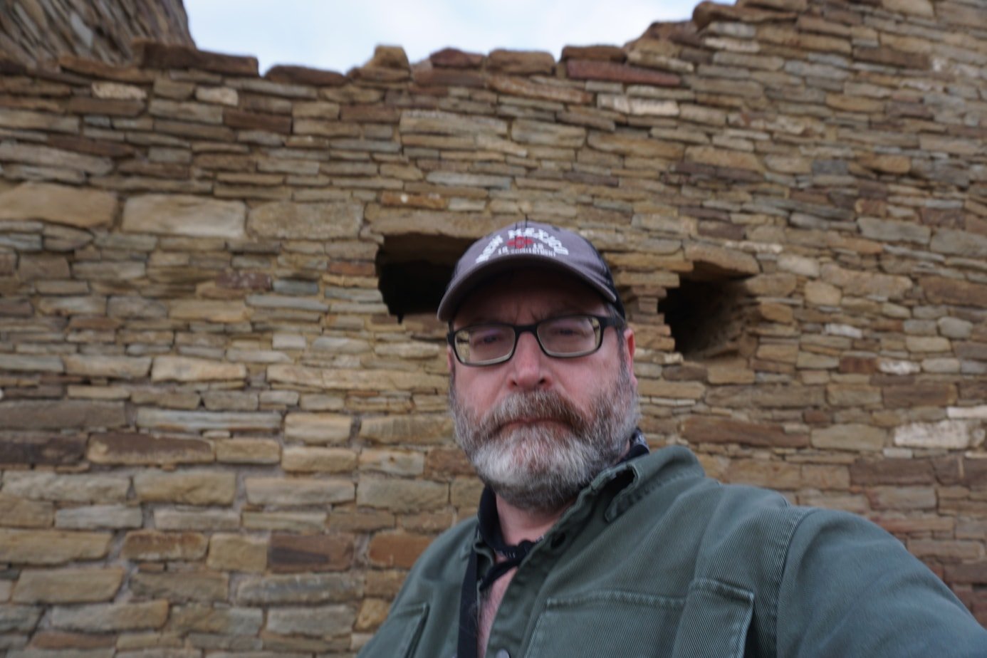 John Gentry at Parque Histórico Nacional de la Cultura Chaco Ruinas de Pueblo Bonito tendencias de viajes